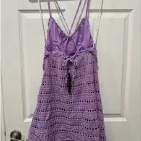 LULUS  NEW NWT  Strappy Cotton Crochet Knit Dress Sz M  Lined - Picture 5 of 8
